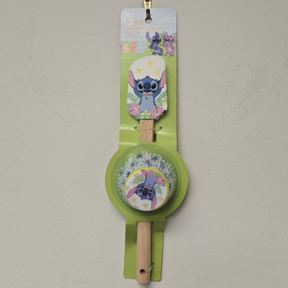 Disney Stitch Spring Floral Spatula & Baking Liner Baking Set